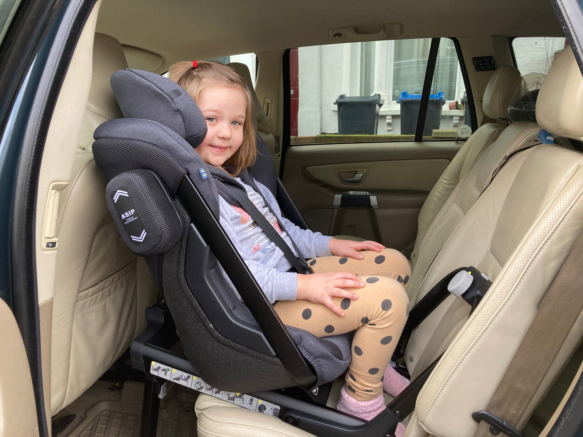 Forward rear facing car seat hotsell